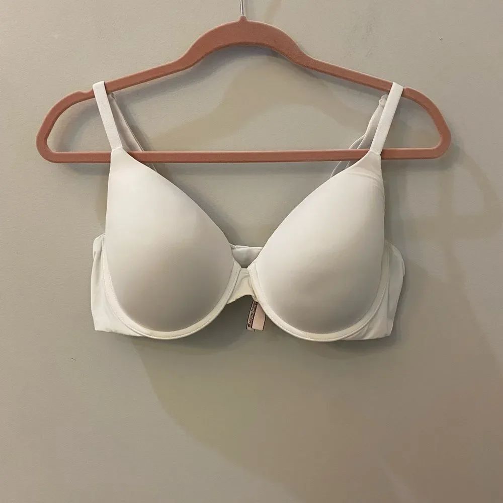 Victoria’s Secret T-Shirt Lightly Lined Full Coverage Bra Women Size 40C